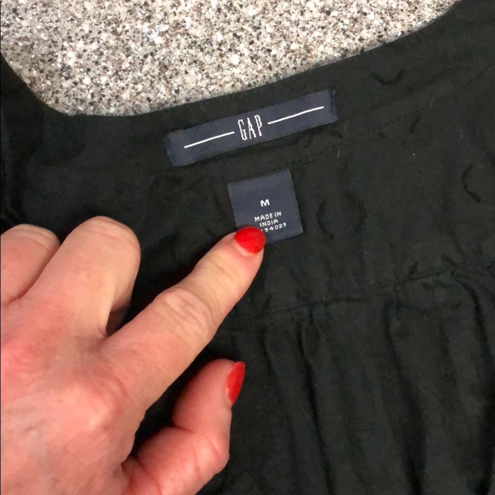 Gap 3/4 length sleeves shirt
